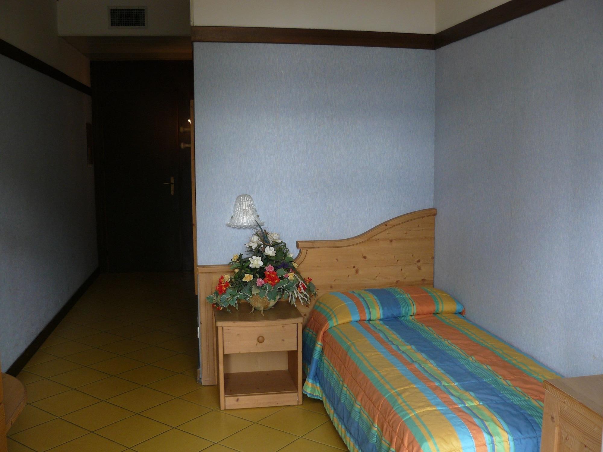 Hotel Marco Polo Garde Extérieur photo